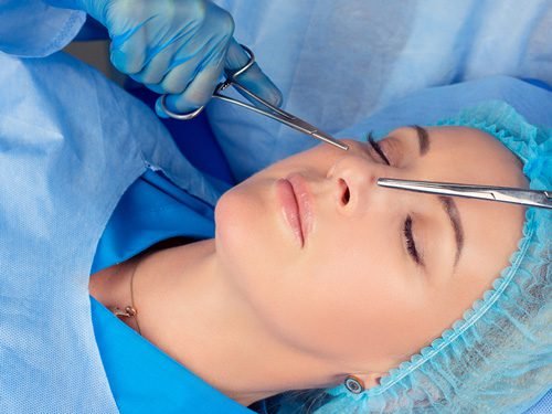 Riesgos y seguridad en la rinoplastia